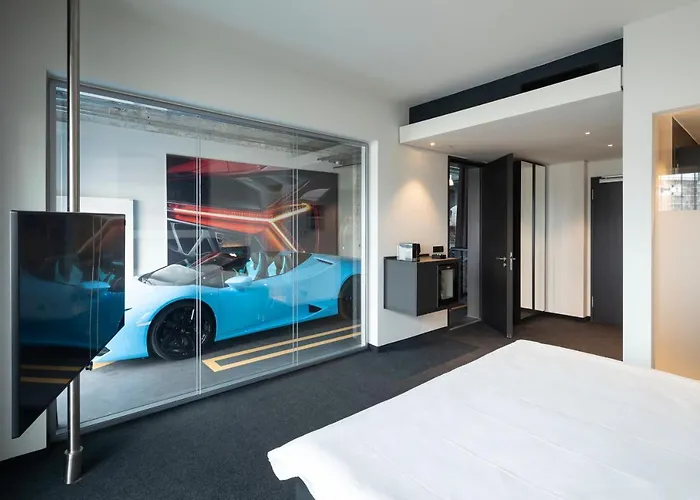 V8 At Motorworld Hotel 4*