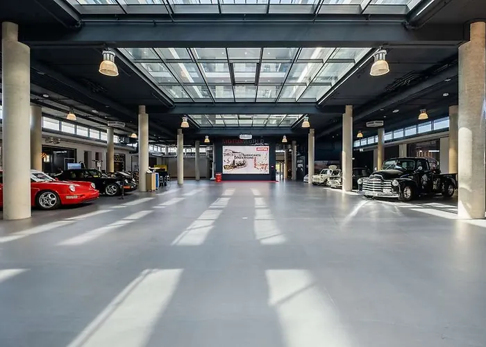 V8 At Motorworld Hotel Cologne