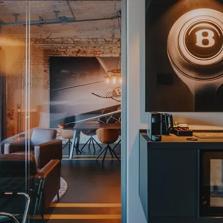 V8 At Motorworld Hotel Kolín nad Rýnem