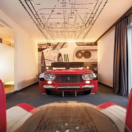 V8 At Motorworld 4* Colonia