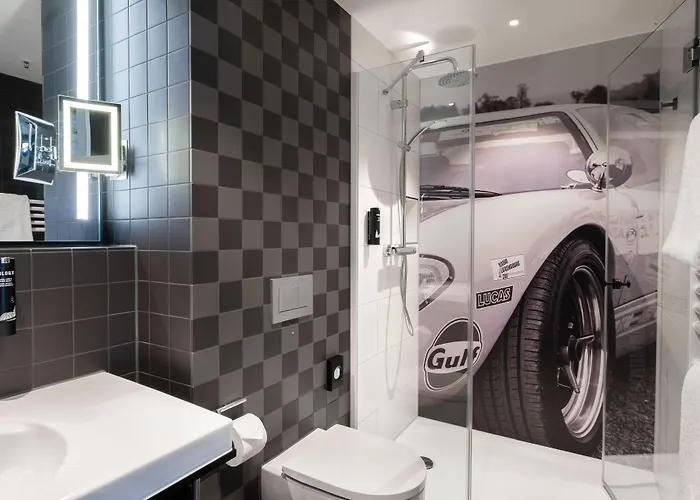 V8 At Motorworld Hotell Köln