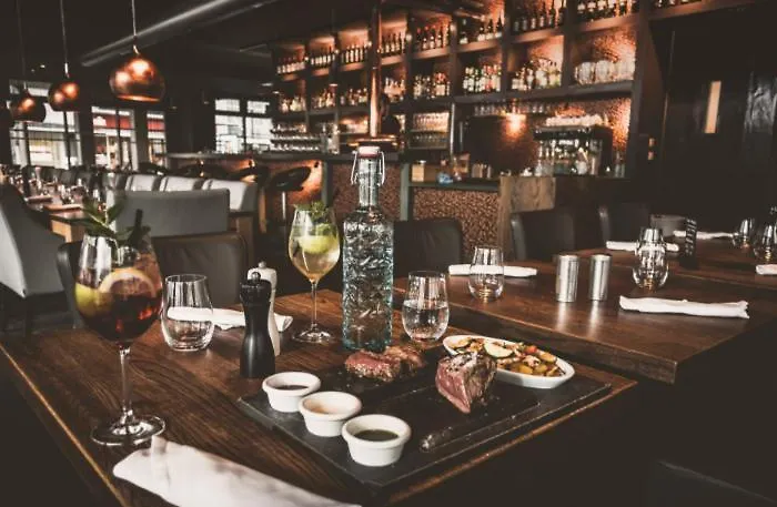 V8 At Motorworld 4* Kolonia