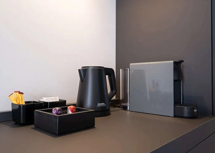 V8 At Motorworld Hotel 4*