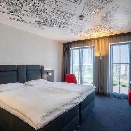 Hotel V8 At Motorworld Keulen