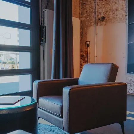 V8 At Motorworld Keulen